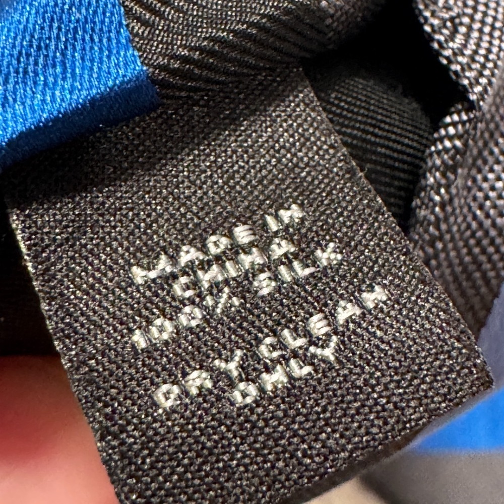 Express Tie Blue Black Diagonal Stripe 100% Silk Casual Old Money Necktie Casual - Picture 6 of 9